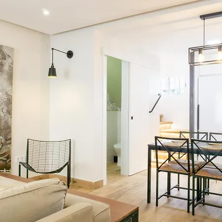 Apartament En Primera Linea De Playa Malaga