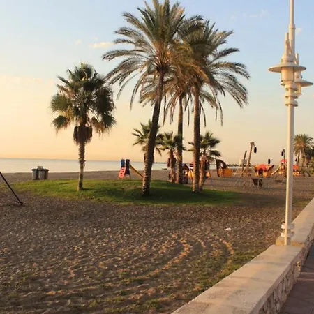 En Primera Linea De Playa Apartament Malaga